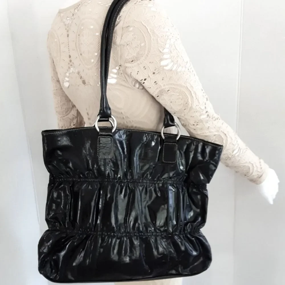 PIEL DE VAVA GAUFRE GENUINE LEATHER SCRUNCH HOBO SHOULDER BAG